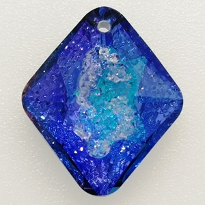 Rhombus Crystal Pendant Bermuda Blue